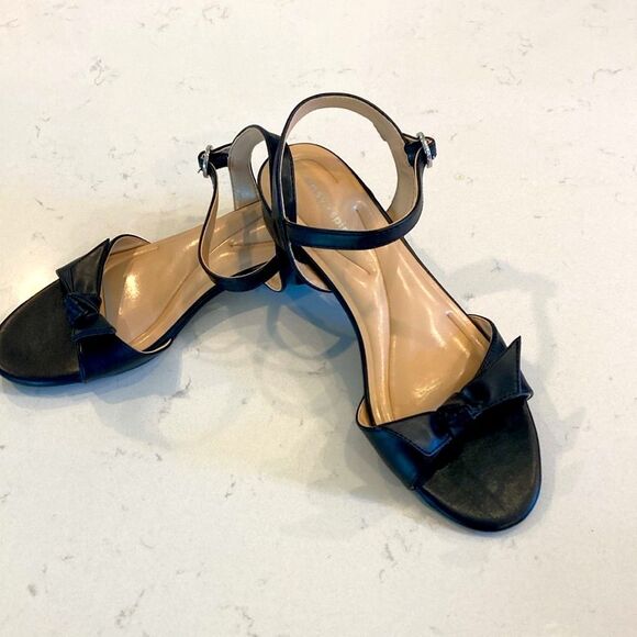 Easy Spirit Ginova Sandal Black leather Women's flat comfortable summer Sandals - Picture 3 of 8